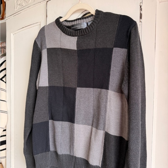 Oscar de la Renta Black and Gray Block Sweater - Picture 3 of 7